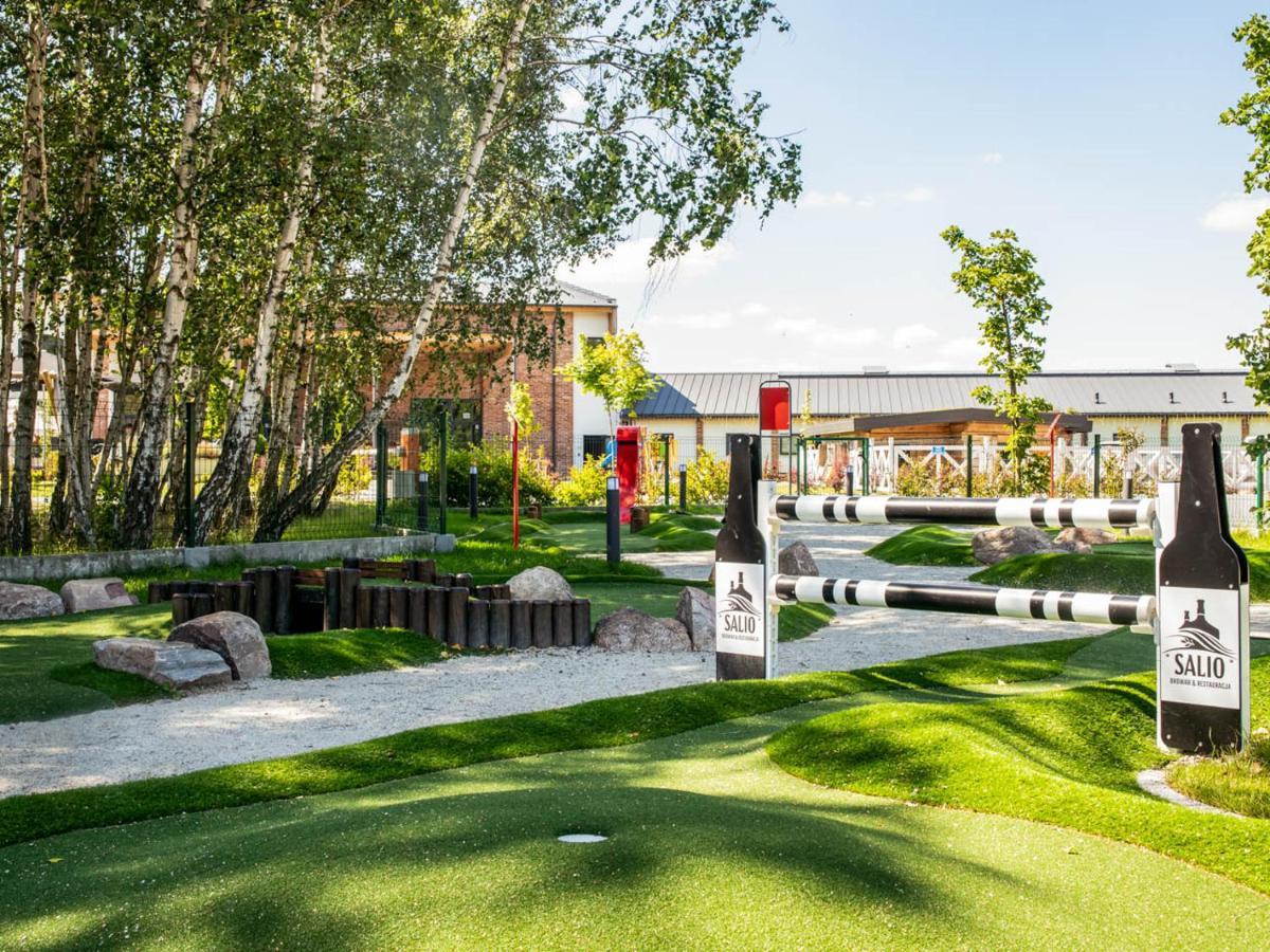 Salio Equisport Resort Стрикув Екстер'єр фото