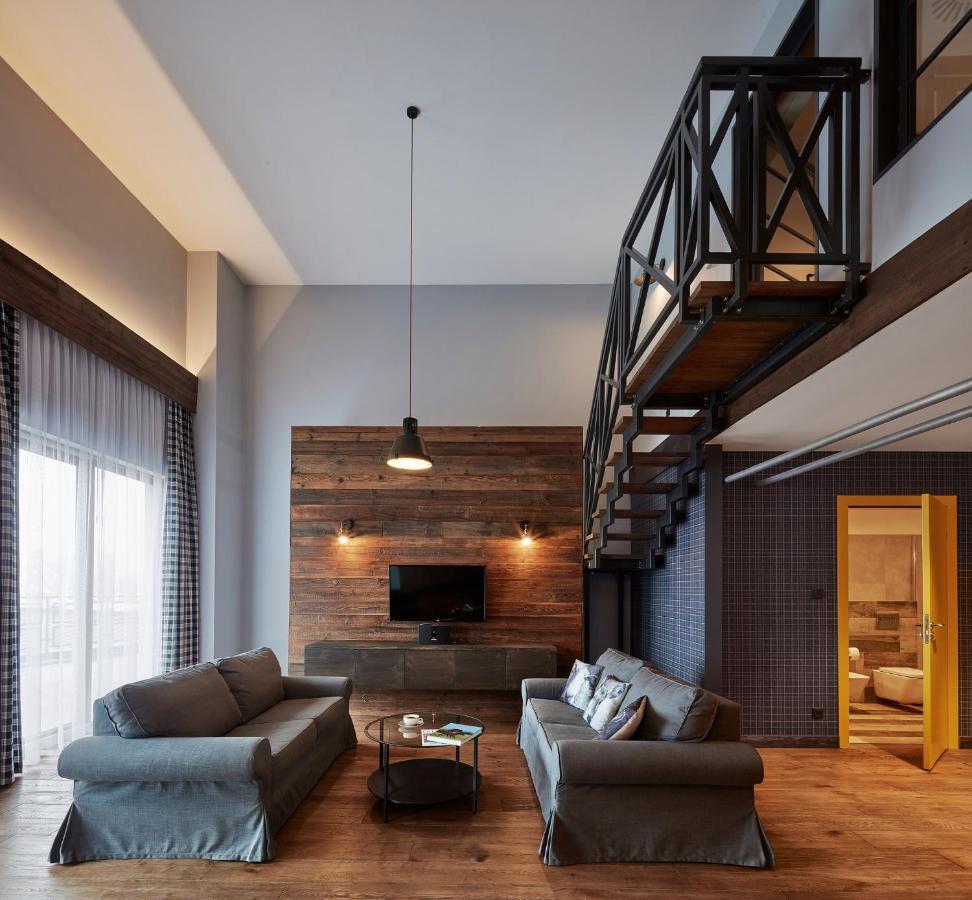 Salio Equisport Resort Стрикув Екстер'єр фото